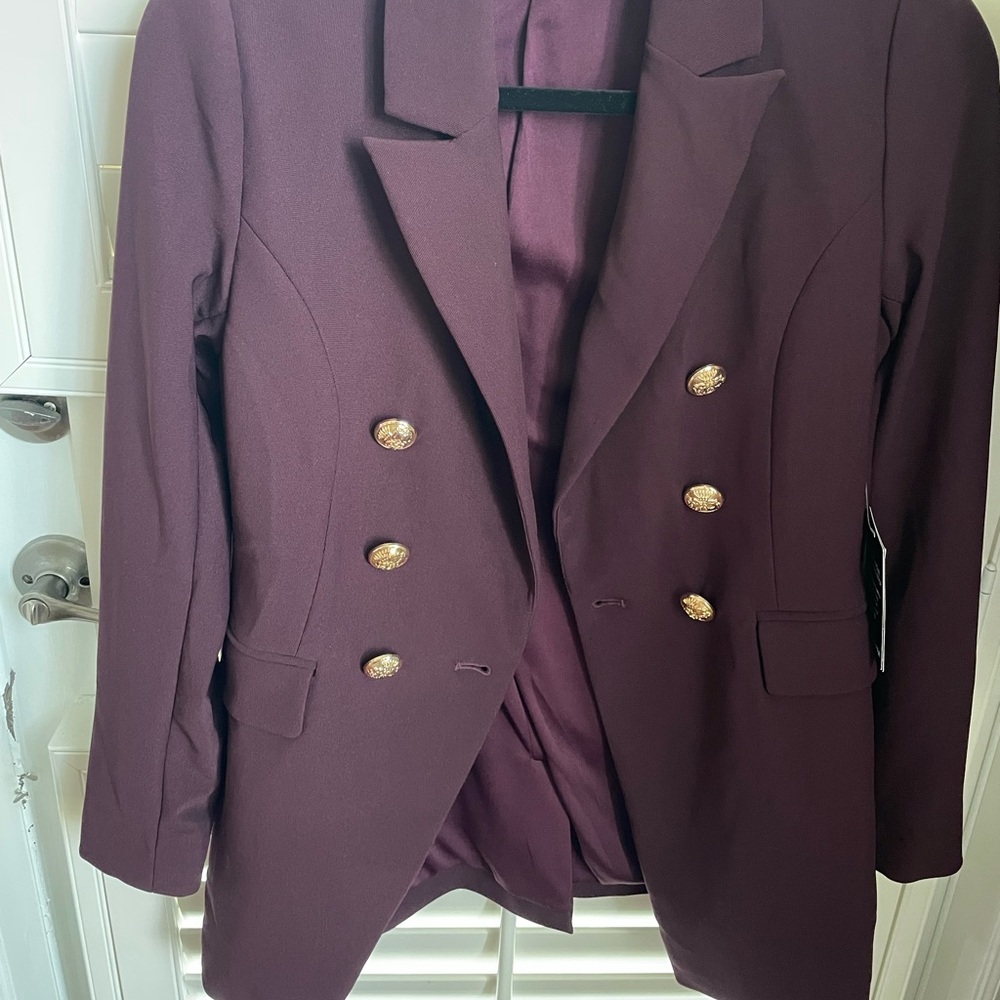Beautiful jacket - Picture 3 of 3